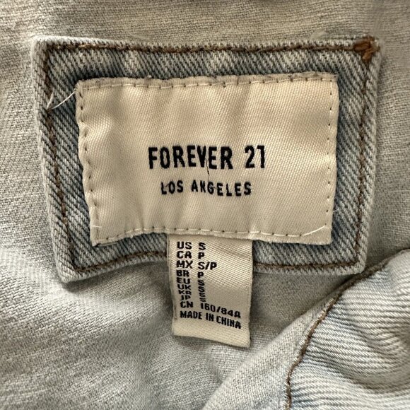 Forever 21 Los Angeles Women's Size Small Button Distressed Denim Jacket - Picture 5 of 10